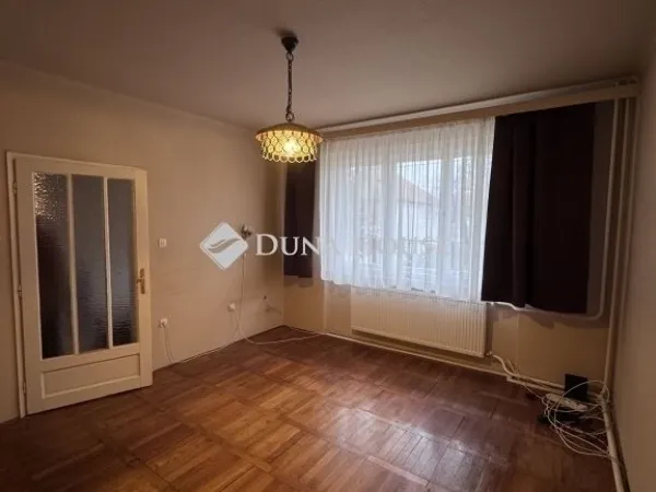 Eladó ház Ceglédbercel 174 nm