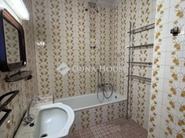 Eladó ház Ceglédbercel 174 nm