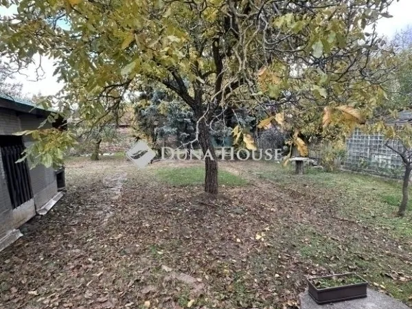 Eladó ház Budapest XVIII. kerület, Szemeretelep 70 nm