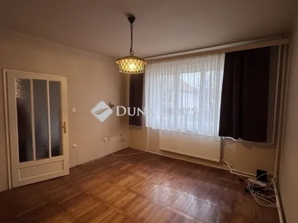 Eladó ház Ceglédbercel 174 nm