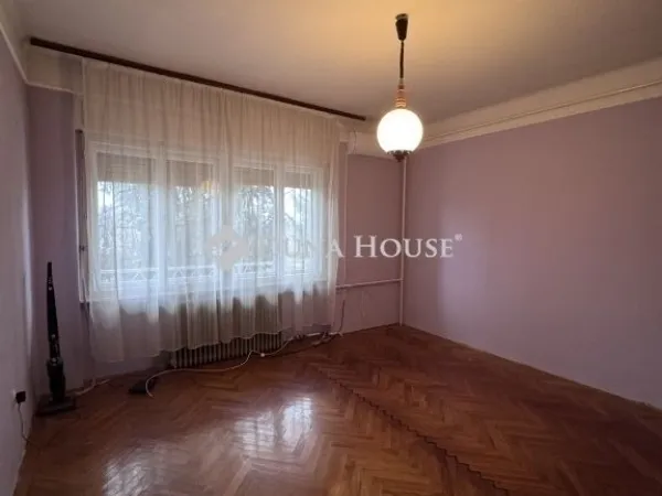 Eladó ház Ceglédbercel 174 nm