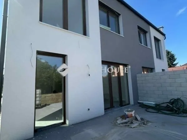 Eladó ház Budapest XVIII. kerület 186 nm