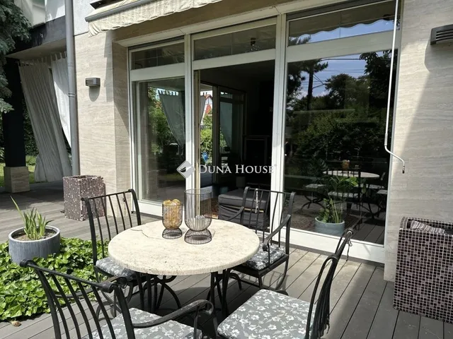 Eladó ház Budapest XVI. kerület, Sashalom 290 nm