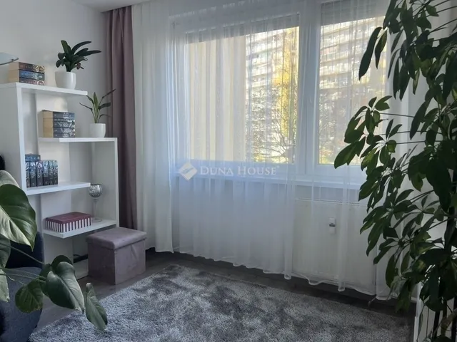 Eladó lakás Budapest XVIII. kerület 72 nm