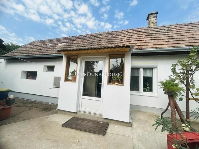 Eladó ház Üllő 35 nm
