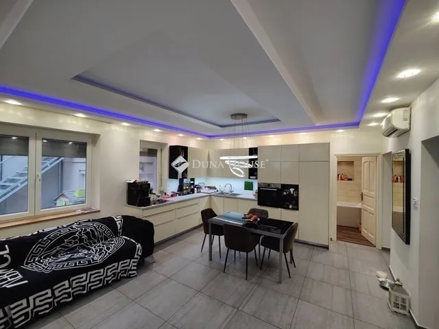 Eladó ház Budapest IV. kerület, Újpest 168 nm