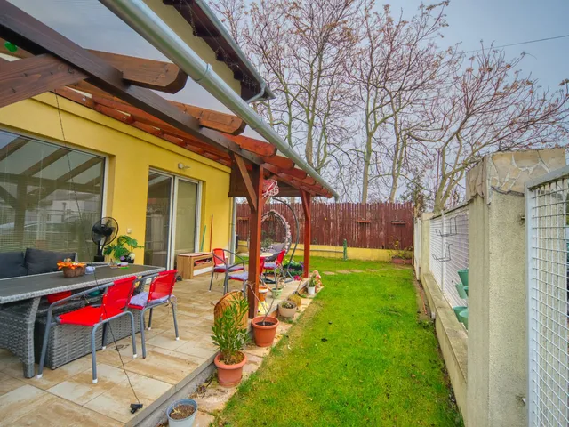 Eladó ház Üllő 97 nm