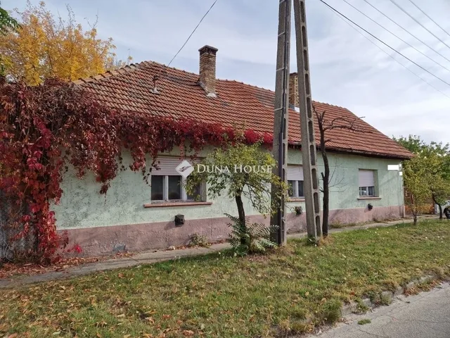 Eladó ház Monor 93 nm