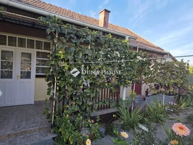 Eladó ház Dabas 92 nm