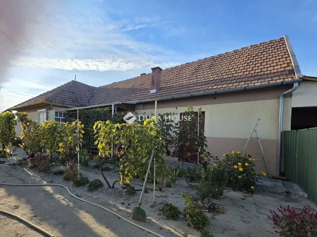 Eladó ház Dabas 92 nm