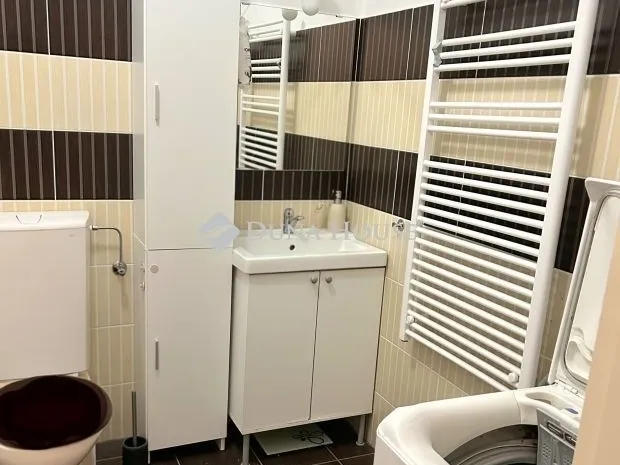 Eladó lakás Dabas 85 nm