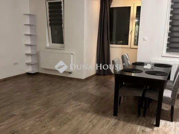 Eladó lakás Dabas 85 nm