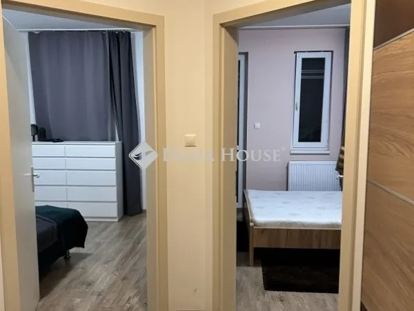 Eladó lakás Dabas 85 nm