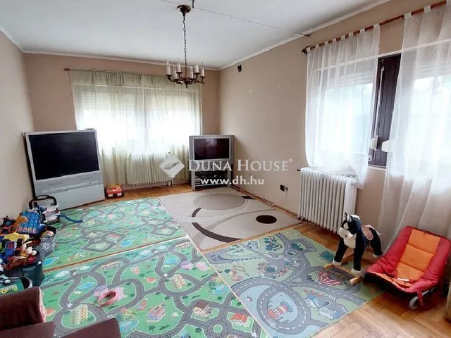 Eladó ház Budapest XX. kerület 180 nm