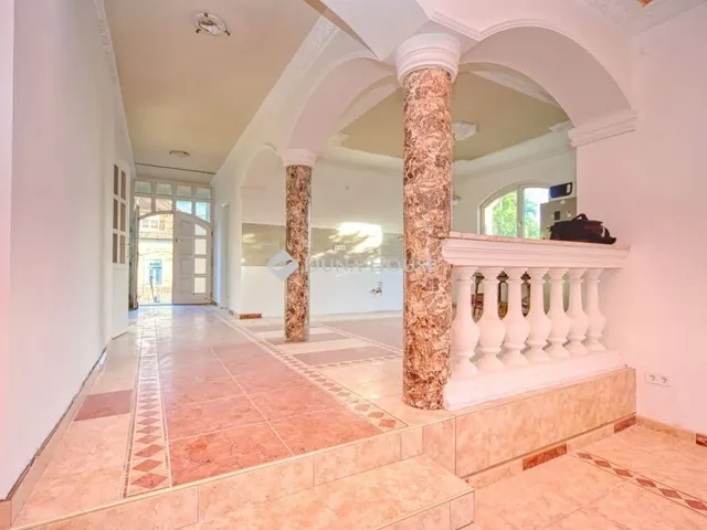 Eladó lakás Budapest XVIII. kerület 135 nm