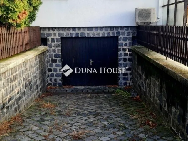 Eladó ház Mogyoród 155 nm