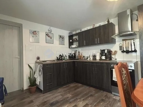 Eladó ház Üllő 35 nm