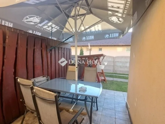 Eladó ház Üllő 122 nm