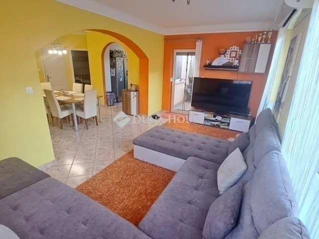 Eladó ház Üllő 122 nm