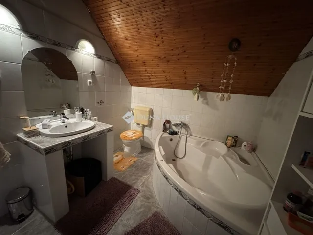 Eladó ház Nagytarcsa 113 nm