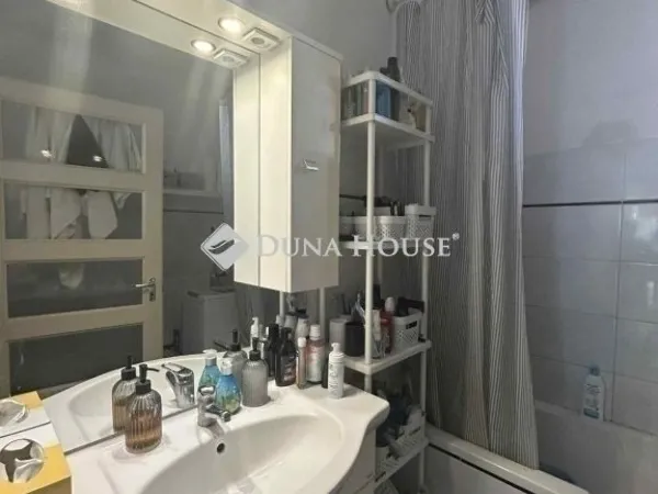 Eladó ház Vecsés 80 nm