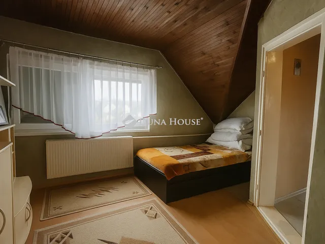 Eladó ház Tápiószecső 215 nm