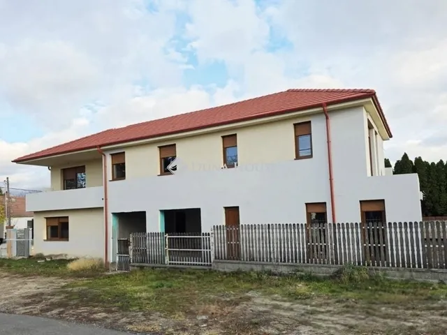 Eladó ház Gyál 122 nm