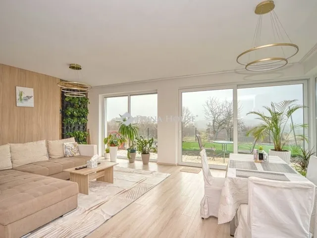 Eladó ház Solymár 146 nm