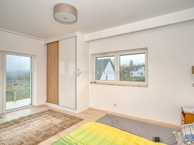 Eladó ház Solymár 146 nm