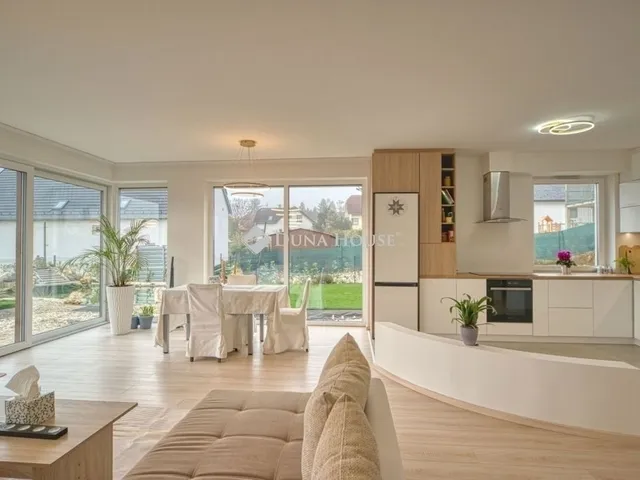 Eladó ház Solymár 146 nm