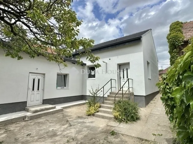 Eladó ház Budapest XVIII. kerület 102 nm