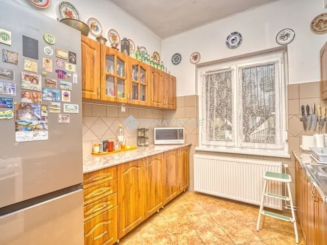 Eladó ház Budapest XVIII. kerület 270 nm