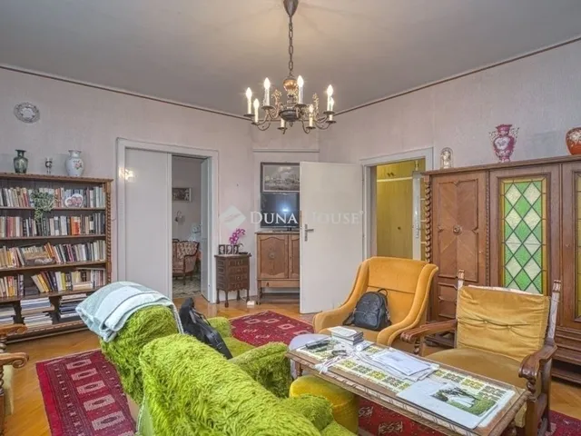 Eladó lakás Pécs 92 nm