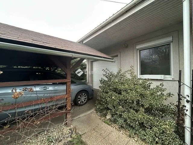 Eladó ház Vecsés 118 nm