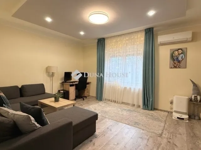 Eladó ház Budapest XVIII. kerület, Gloriett-telep 97 nm