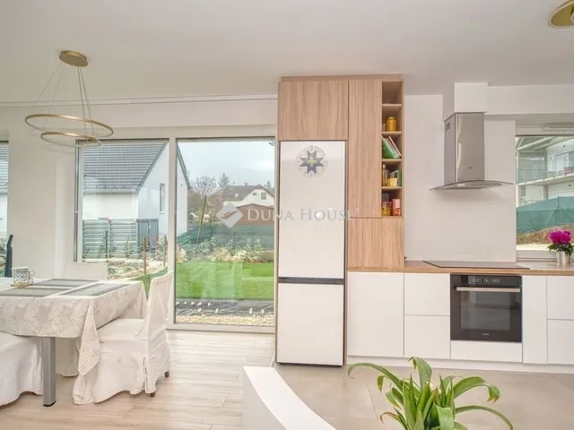 Eladó ház Solymár 146 nm