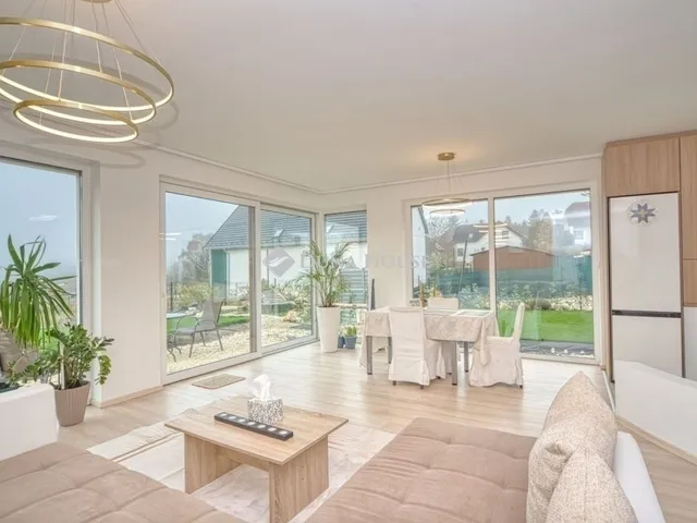 Eladó ház Solymár 146 nm