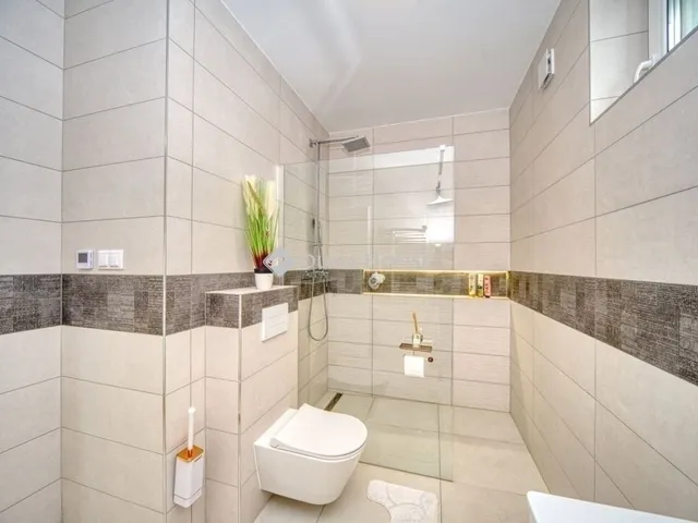 Eladó ház Solymár 146 nm