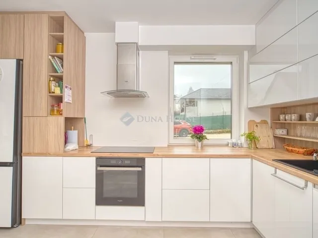 Eladó ház Solymár 146 nm