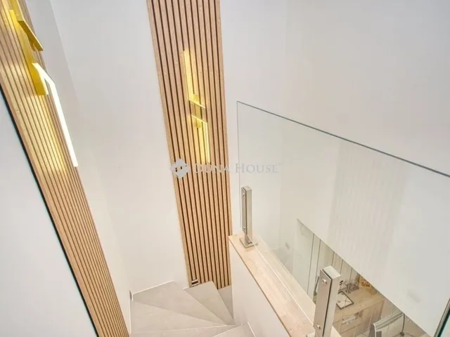 Eladó ház Solymár 146 nm