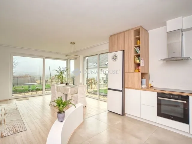 Eladó ház Solymár 146 nm