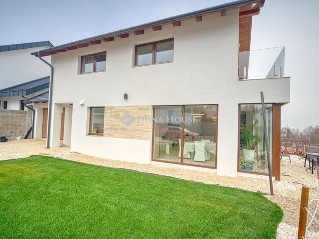 Eladó ház Solymár 146 nm