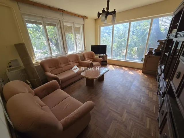 Eladó ház Dabas 180 nm