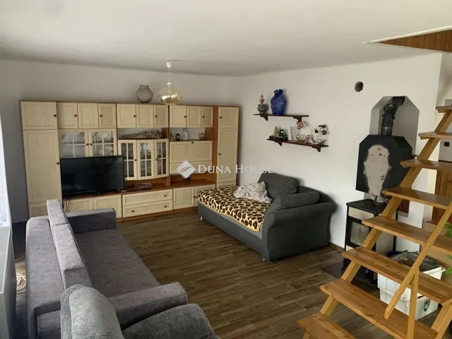 Eladó ház Dabas 185 nm