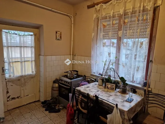 Eladó ház Monor 51 nm