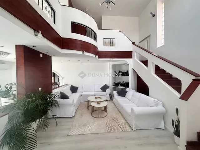 Eladó ház Budapest XIX. kerület 320 nm