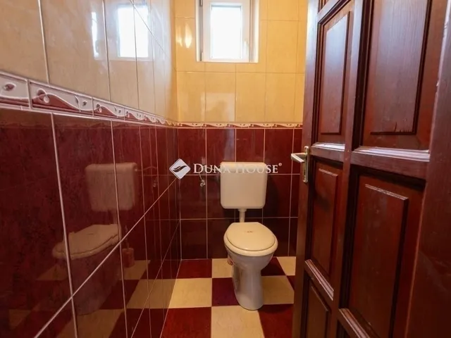 Eladó ház Budapest XVIII. kerület 161 nm