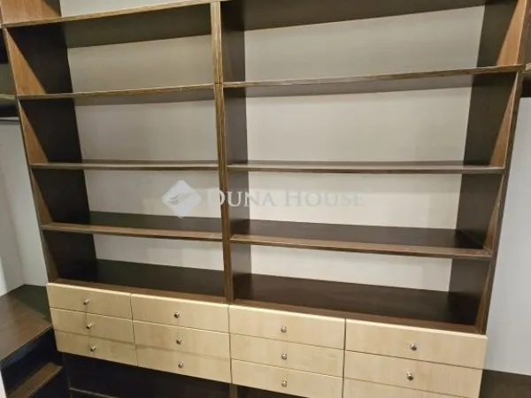 Eladó ház Üllő 110 nm