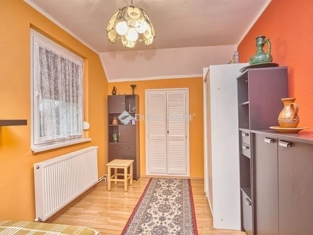 Eladó ház Budapest XVIII. kerület, Erdőskert 270 nm