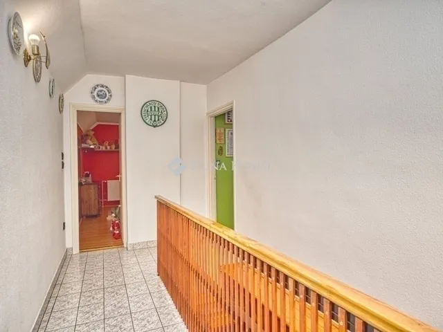 Eladó ház Budapest XVIII. kerület, Erdőskert 270 nm